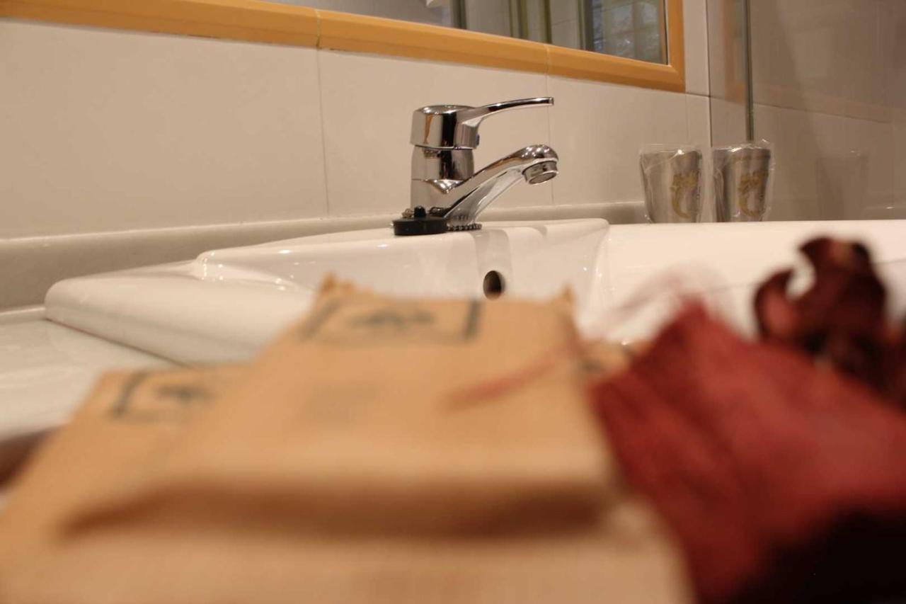 Apartamentos Casa Germana タピア・デ・カサリエゴ エクステリア 写真